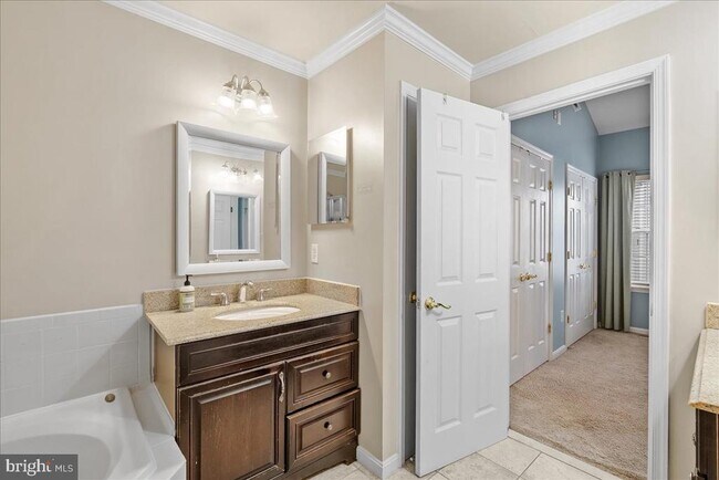 Building Photo - 5317 Chieftain Cir