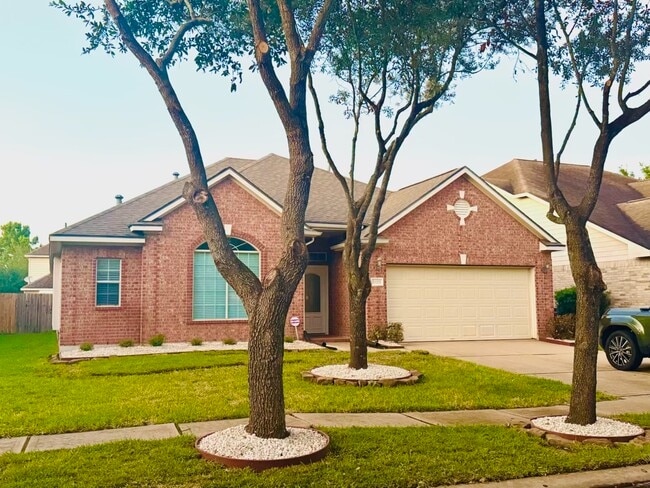 Primary Photo - 20206 Windsor Trace Ln