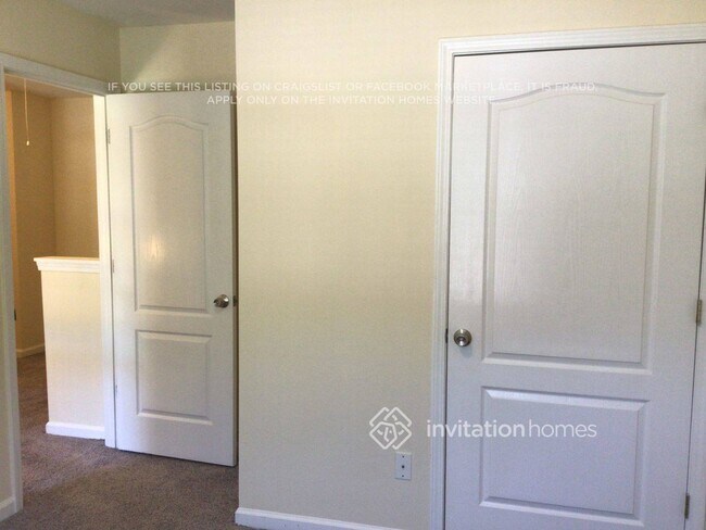 Building Photo - 4375 Red Rock Point