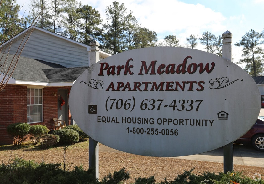 Building Photo - Park Meadows