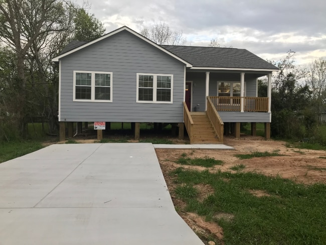 Building Photo - 1516 60th St