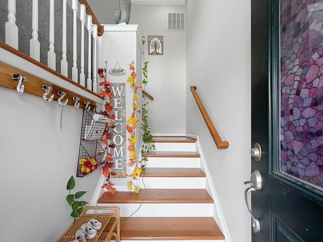 Building Photo - 43450 Hopestone Terrace