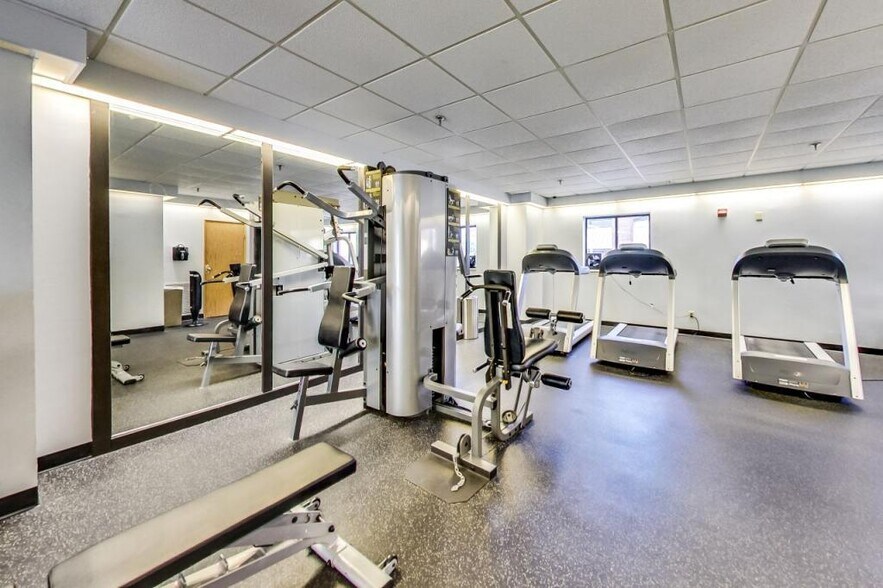 Fitness Area - 78 10th St E