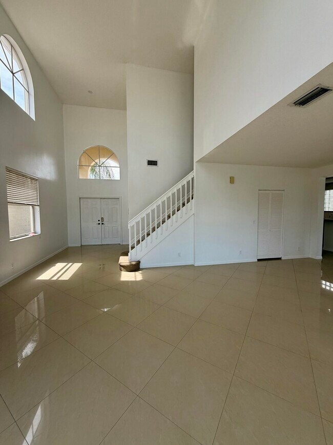 Building Photo - 11073 Harbour Springs Cir