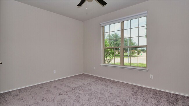 Building Photo - 4427 Aversa Dr
