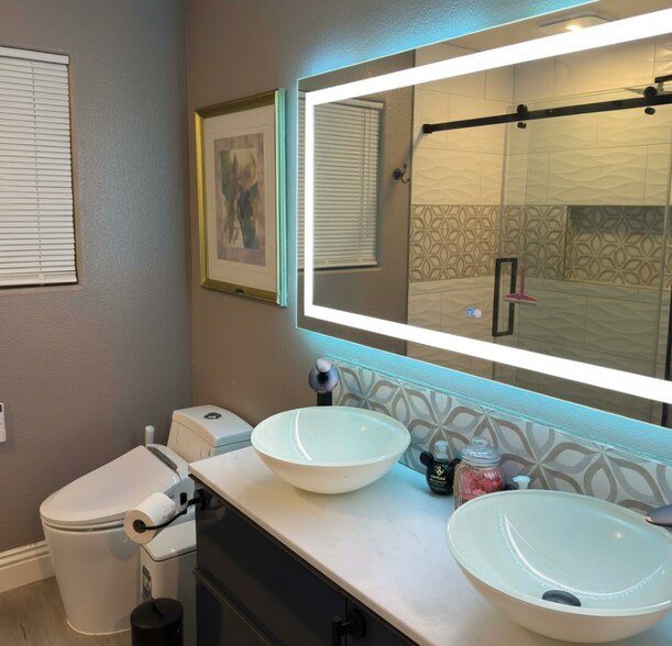 Building Photo - 36318 Tunbridge Dr