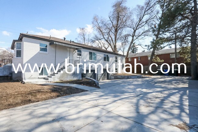 Building Photo - 3210 S 2300 E