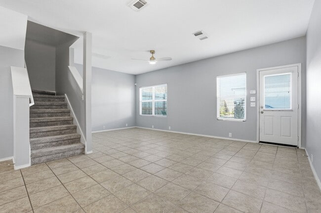 Building Photo - 29702 Sullivan Oaks Dr