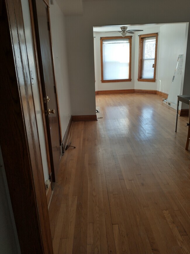 Door entrance to dining room - 3228 W Pierce Ave