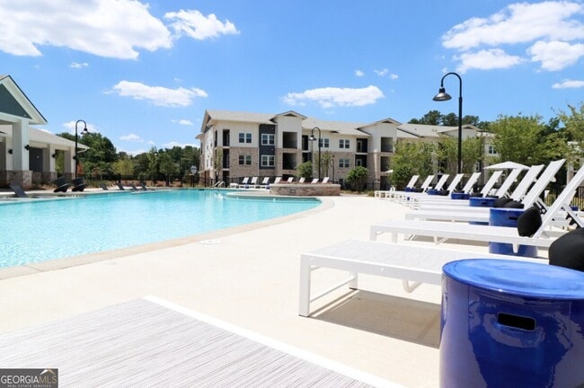 Building Photo - 300 Hwy 81