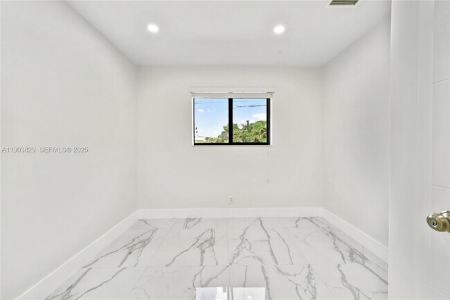 Building Photo - 4670 NW 5th St