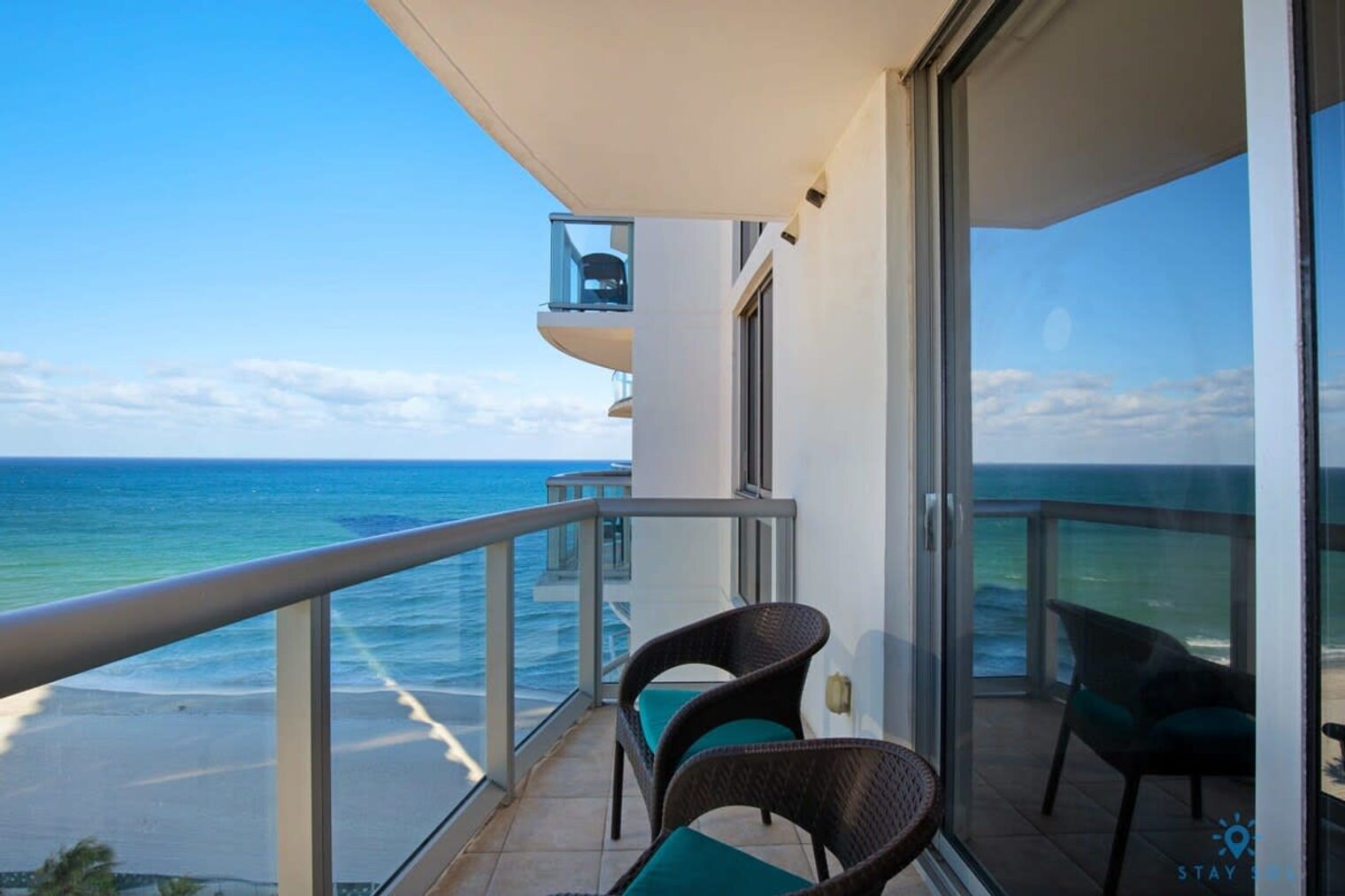 Building Photo - 18683 Collins Ave