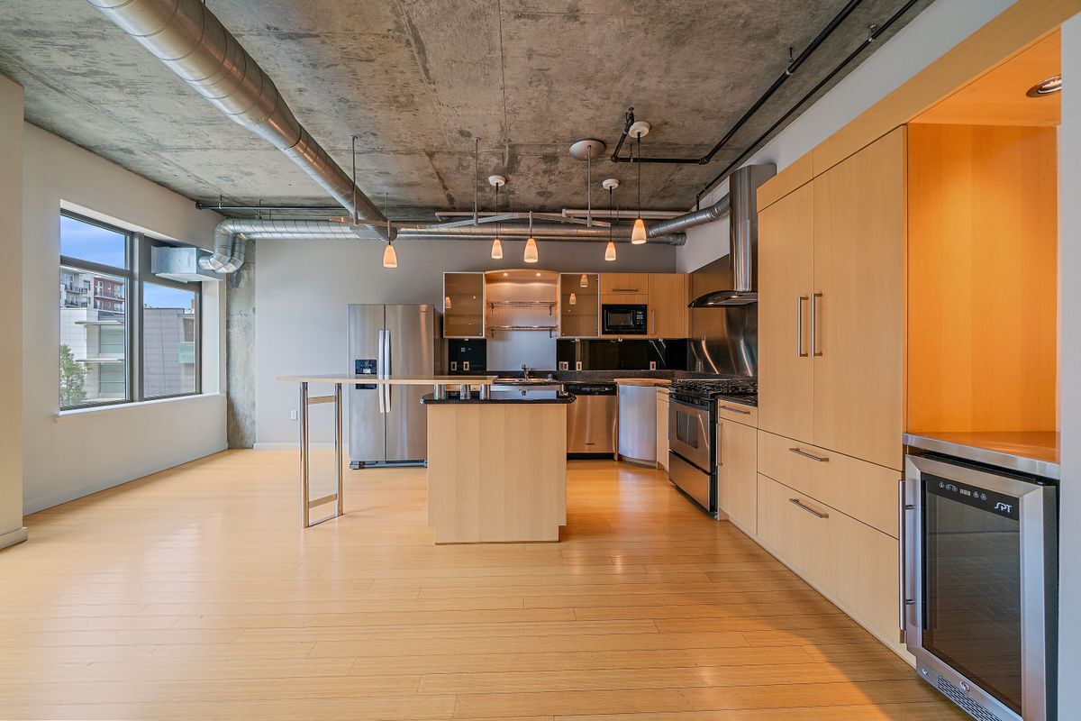 Building Photo - 1401 Wewatta St