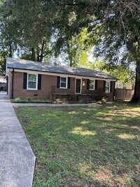 Building Photo - Move In Ready! Updated 3 Bedroom Brick House off Guess Road Near Carver St, Durham NC