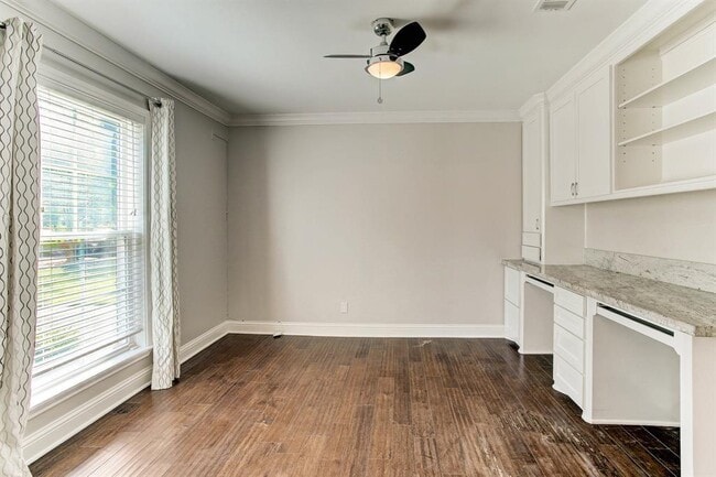 Building Photo - 10806 Wickersham Ln