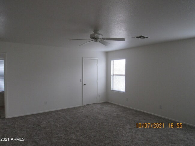 Building Photo - 2311 E Hazeltine Way