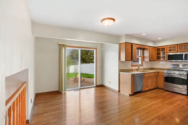 Building Photo - 2614 La Brecque Dr