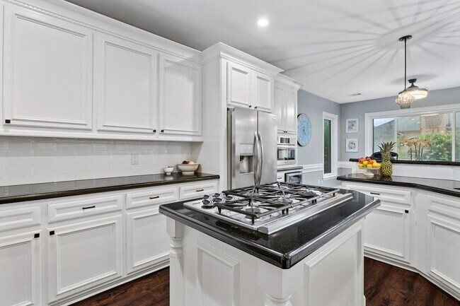 Building Photo - 177 Somerton Dr