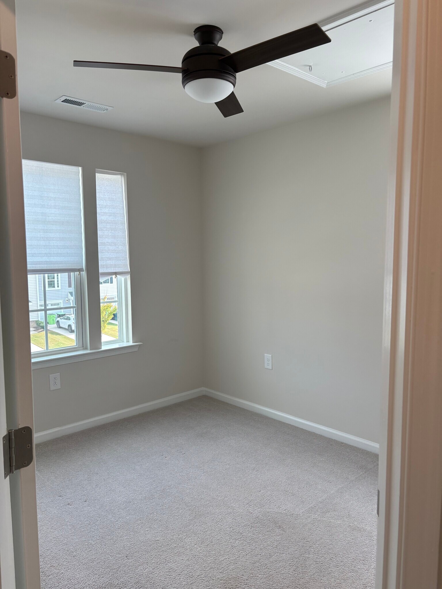 Building Photo - 6621 Pathfinder Way