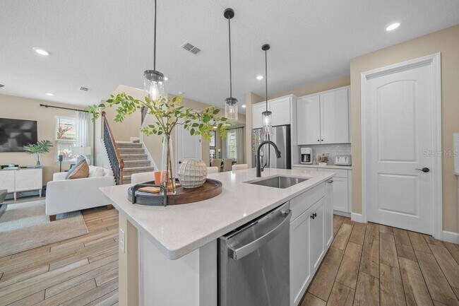 Building Photo - 3916 Southern Vis Lp