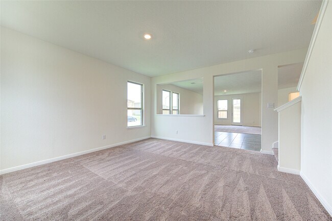 Building Photo - 6120 Whitewing Rd