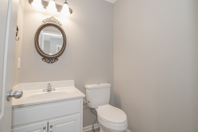 Building Photo - 3147 Holly Point