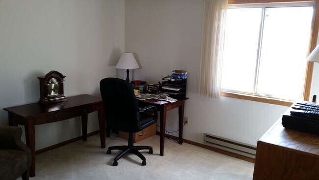 Building Photo - S85W18650 Jean Dr