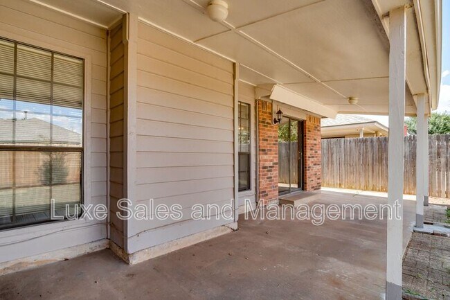 Building Photo - 7713 Doris Dr