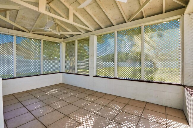 Building Photo - 1106 W Peninsular St