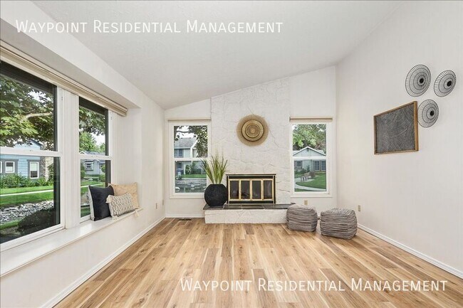 Building Photo - 3108 Woodbrook Pl
