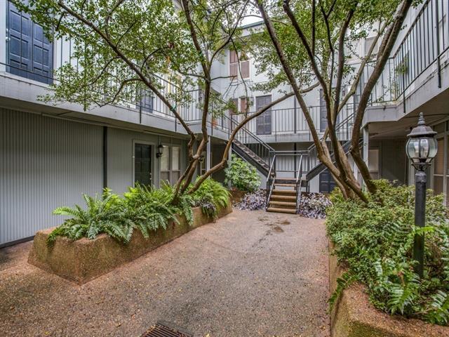 Primary Photo - 4020 Holland Ave