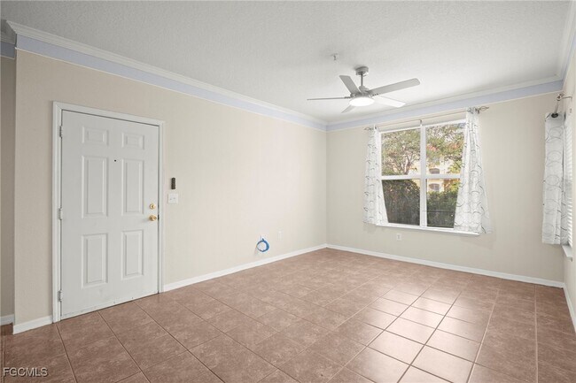 Building Photo - 11511 Villa Grand