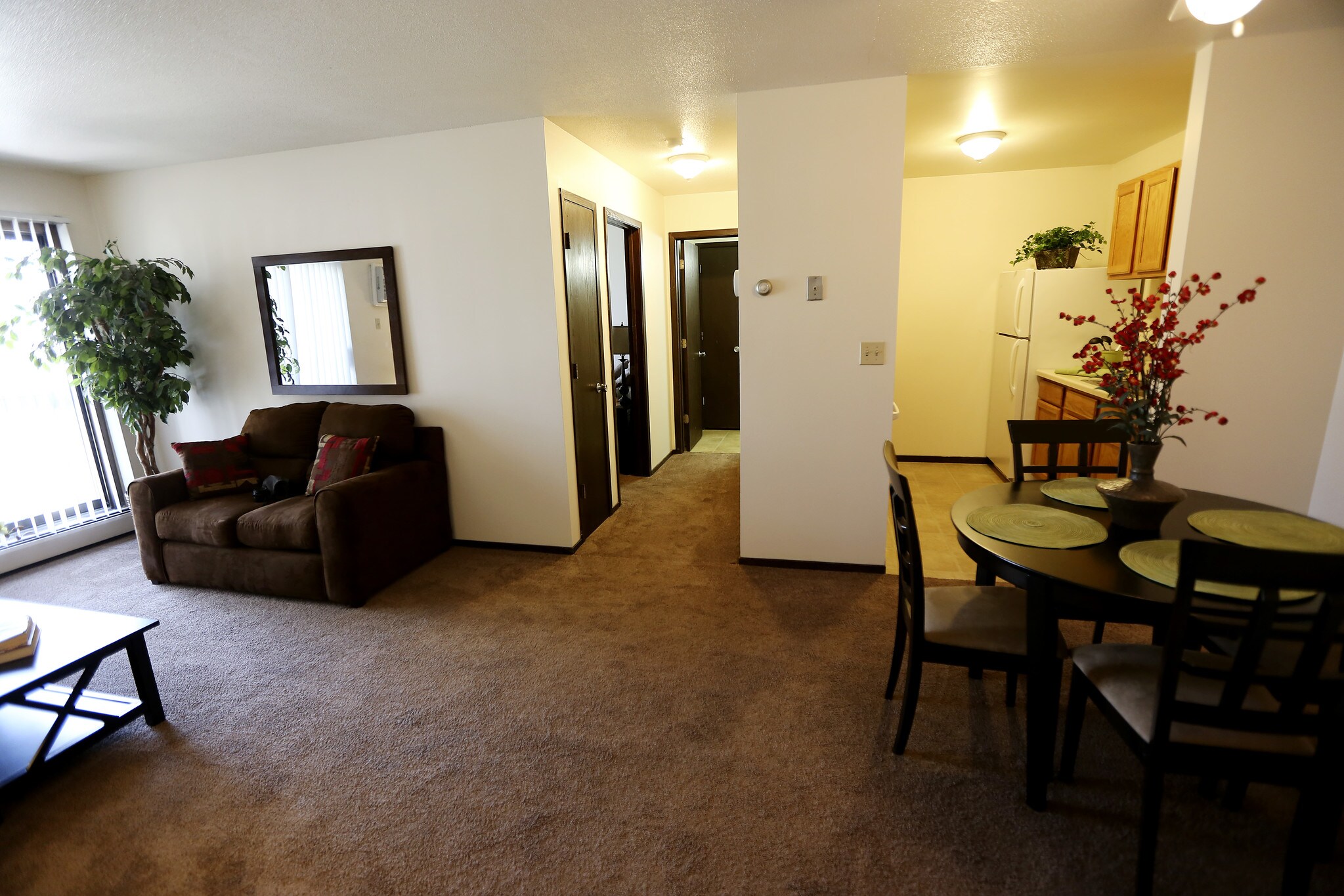 Hampden Square Apartments 2333 Long Ave Saint Paul MN 55114