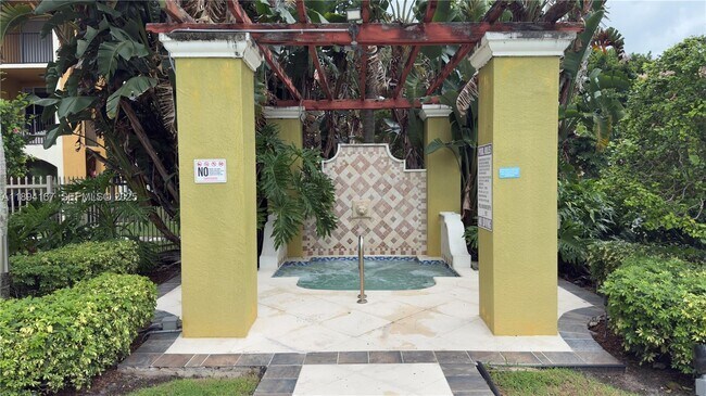 Building Photo - 2440 E Preserve Way