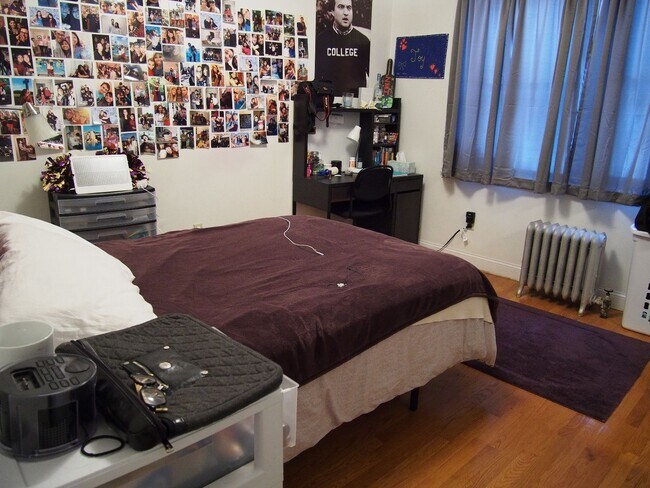 Building Photo - BRIGHTON 4 BED/2 BATH AVAILABLE 9/1 ~ HT/HW INCLUDED, GREEN LINE ACCESS