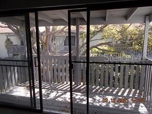 Building Photo - 876 116th Ave N