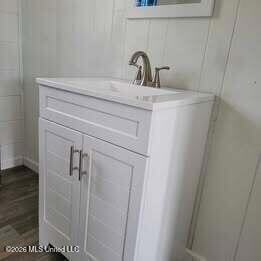 Building Photo - 632 Capital Ave