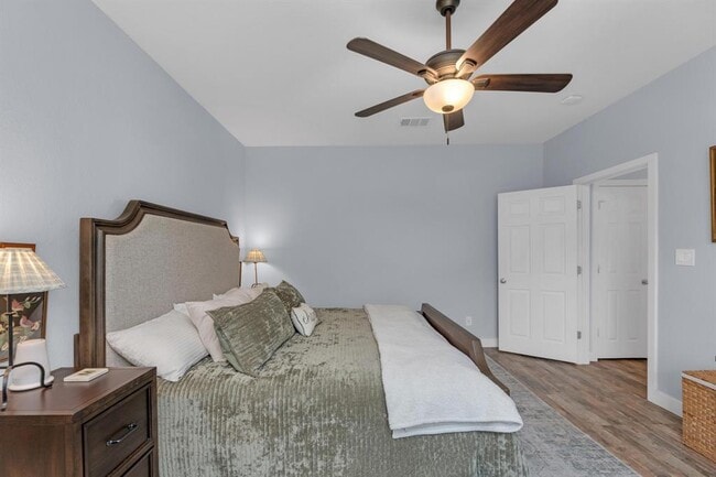 Building Photo - 1410 Sherry Dr