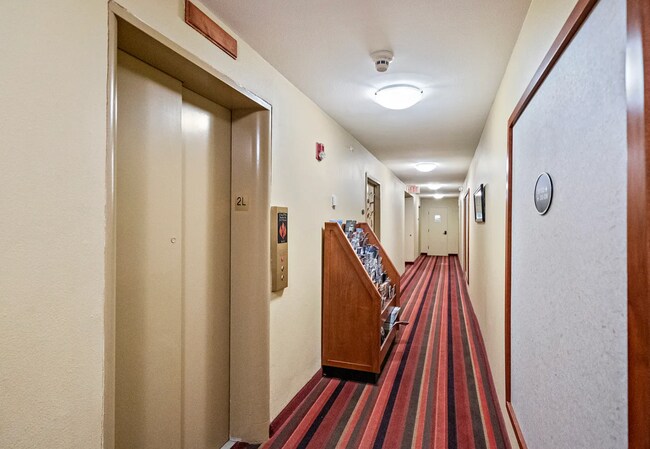 Building Photo - Anchorage Grand Apartments | 1 Bed, 1 Bath Fully Furnished Apartment with Queen Bed in Downtown A...