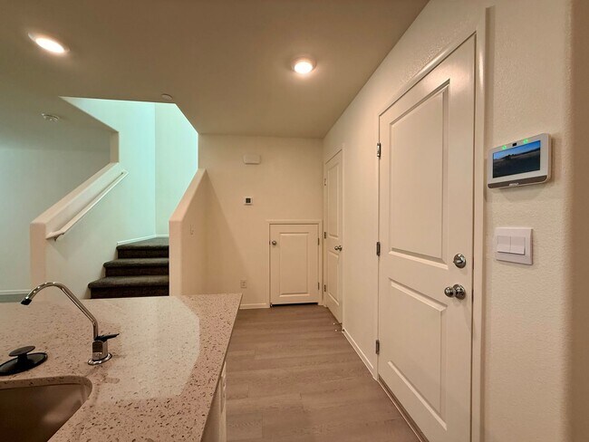 Building Photo - BRAND NEW 3 BED 2.5 BATH 2 CAR GARAGE TOWNHOUSE W/ LOFT FOR RENT!!!