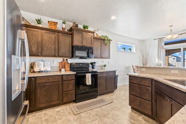 Building Photo - 3905 Winged Dove St