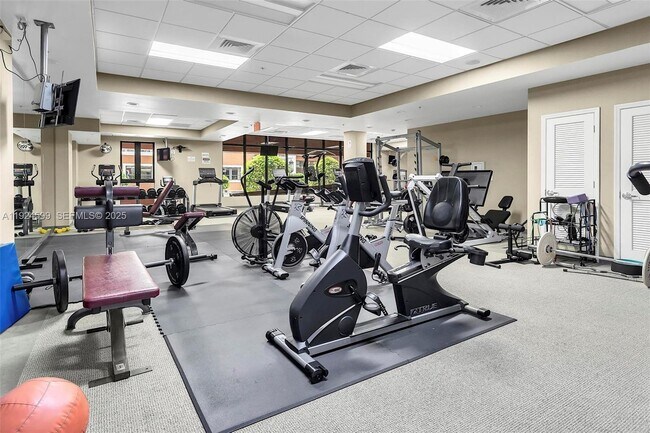 Building Photo - 8390 SW 72nd Ave