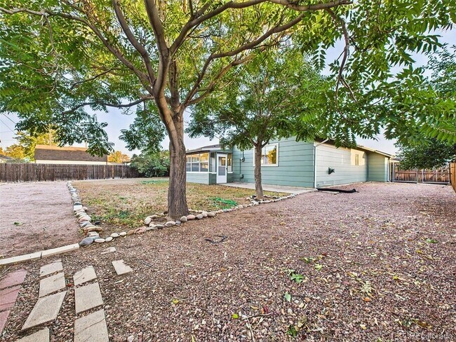 Building Photo - 3065 Penmoor Dr