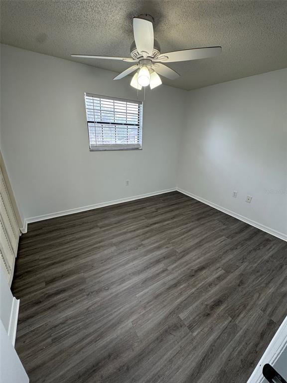 Building Photo - 1409 NE 17th Ave