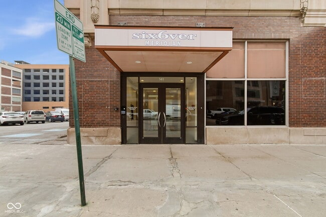 Building Photo - 141 S Meridian St