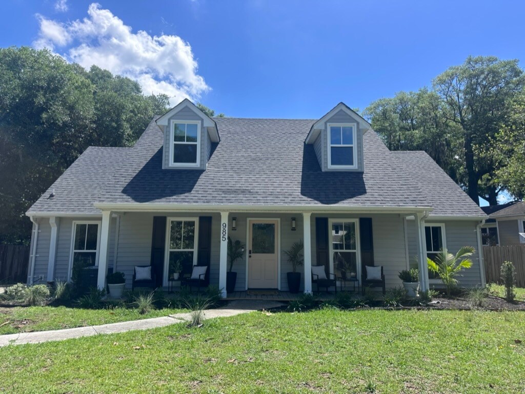 Building Photo - 985 Sea Gull Dr