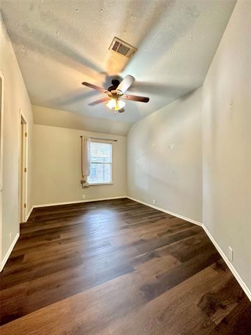 Building Photo - 2837 Del Largo Way