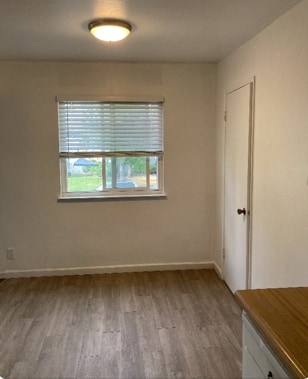 Building Photo - 1737 Ross Cir