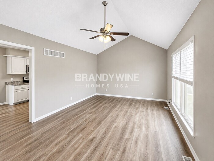 Building Photo - 106 S Prairie Rose St