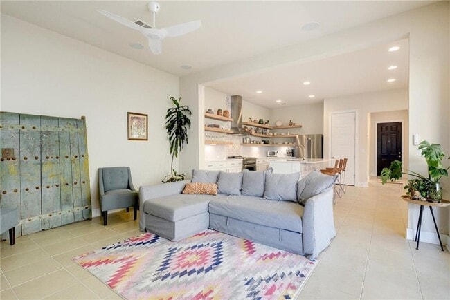 Building Photo - 1508 Arcilla St